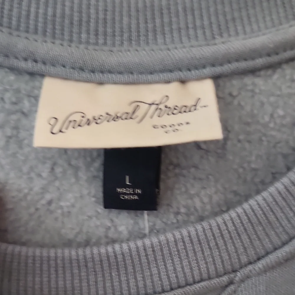 Universal Thread Blue Sweater, Size Large - Picture 3 of 6